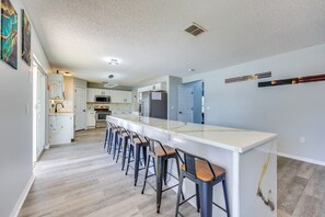 Dining Area & Kitchen | 1st Floor | Keurig | Toaster