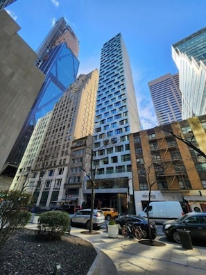Hilton Club The Central at 5th New York_5.jpg