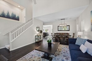 Spacious Entryway and Dining Room