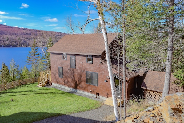 Welcome to Innsbrook Cabin on Rangeley Lake!
