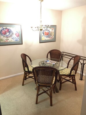 Dining Area (Can Accommodate Another Chair