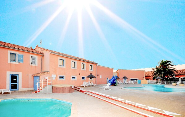 pool