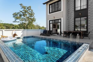 Piscina all'aperto