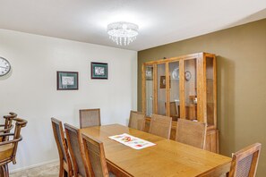 Dining Room | Central A/C & Heat