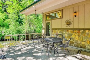 Deck | Riverfront
