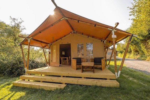 Holiday Home Exterior [summer]