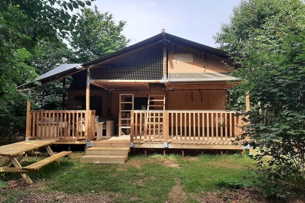 Extérieur maison de vacances [été]