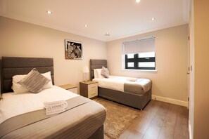 Twin Bedroom 2
