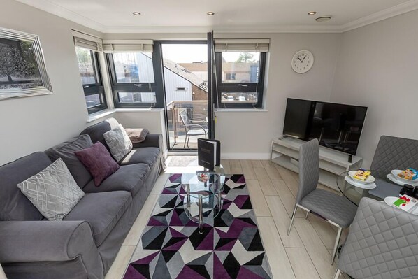 Living/Dining Room