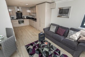 Living Room/Kitchen