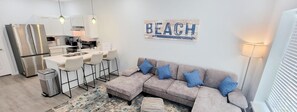 PropertyImg4