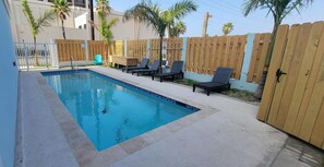 PropertyImg1