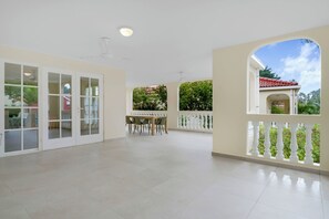 balcony-terrace