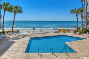 Pool? Beach? BOTH!!