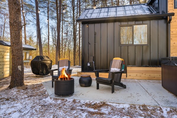 fire pit + grill