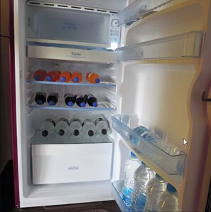 Mini-refrigerator