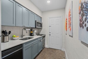 R2 09705