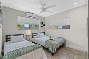 R2 09690