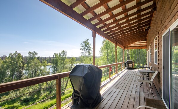 Soldotna Vacation Rental | 1BR | 1BA | 1 Step Required | 500 Sq Ft