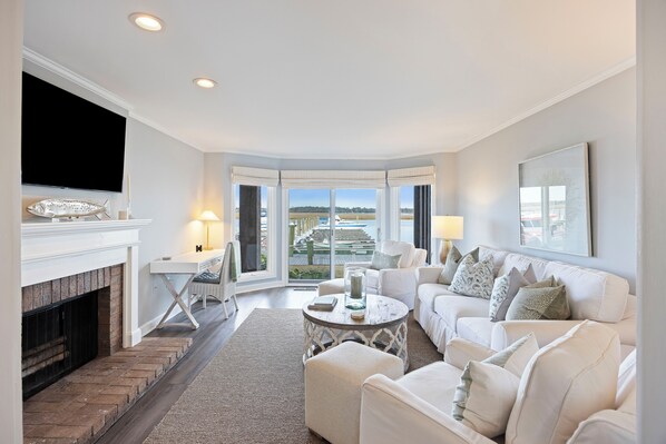 Spacious condo with amazing views.