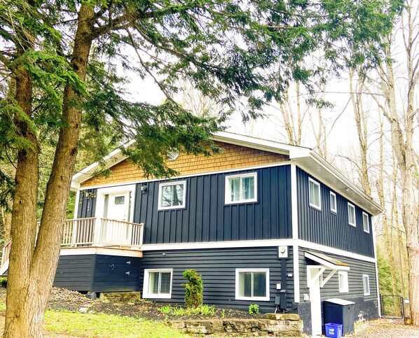 Pine Haven in Bracebridge, Ontario (Muskoka)