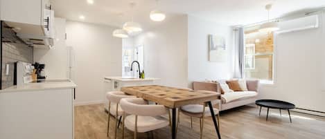 Open Space Living room / Dining area