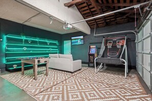 Game Room with Arcades, Foosball Table, Basketball Hoop and Smart TV