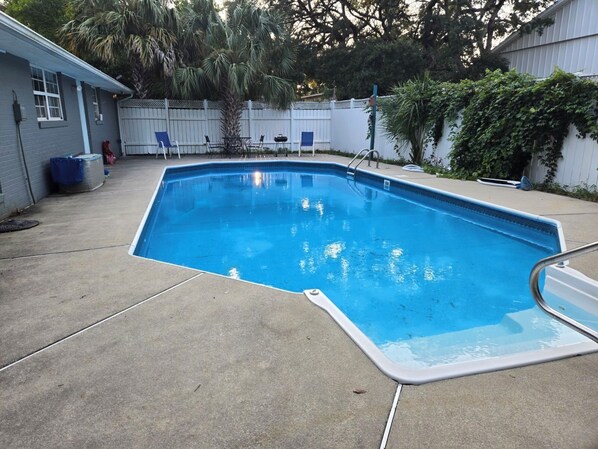 Pool