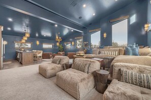 Movie Room and lounge area with bar/kitchenette 