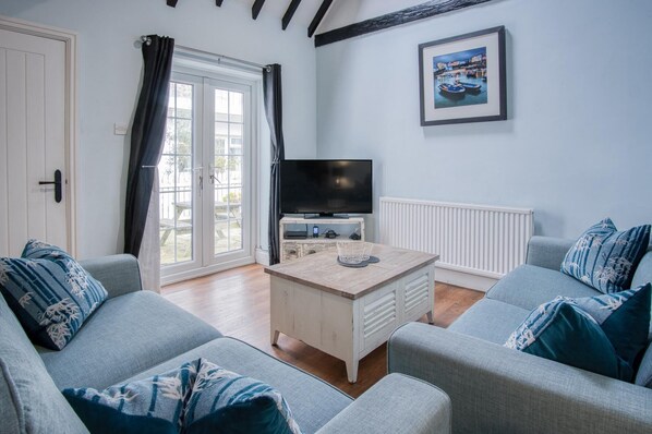 Stable Cottage - 1 Bedroom Cottage - Penally (25037)