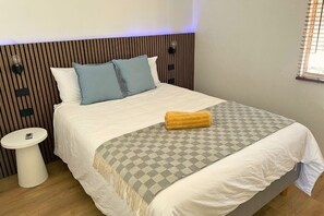 Bedroom with Queen Bed
