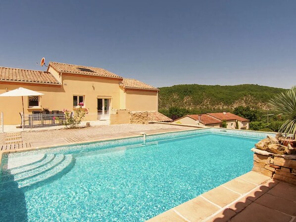 Holiday Home Exterior [summer]
