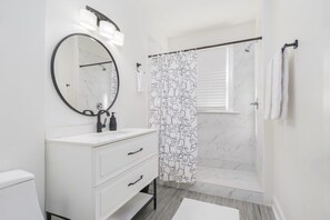 1445 Apartment