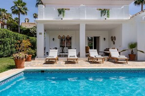 Piscine maison de vacances