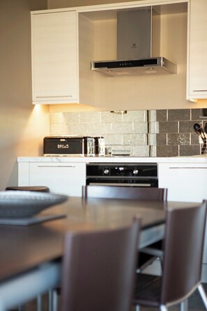 Fully equipped kitchen with coffee machine