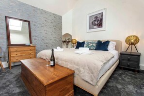Luxurious superking bed