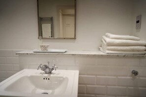 Bathroom detail