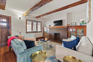 Relax in the living room of Tibet Twins 1 & stream your favorites on the smart TV
