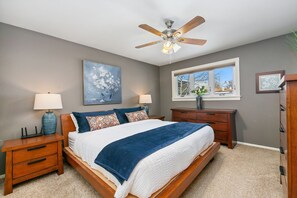 Bedroom 1 | King Bed with Ensuite Bathroom (main level)