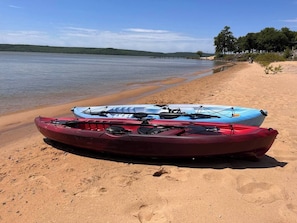 kayak rentals for $50 for the entire stay (1)