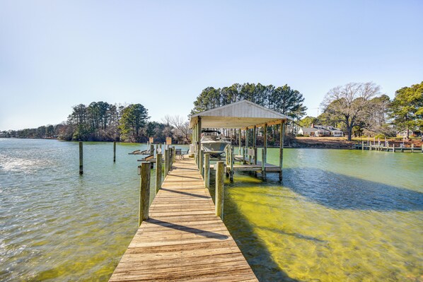 Reedville Vacation Rental | 3BR | 3BA | 2 Steps to Enter | 2,200 Sq Ft