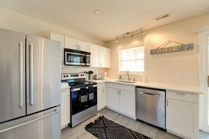 Kitchen | Dishwasher | Cooking Utensils | Drip Coffee Maker | 1st Floor