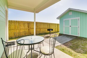 Patio | Outdoor Dining | Charcoal Grill | Fenced Yard