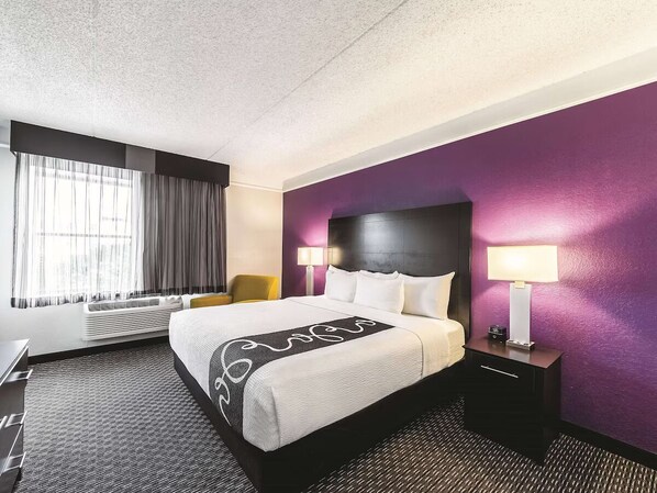 Unit with King size bed