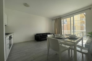 Living and dining room