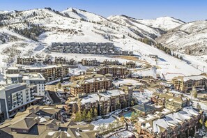 Ski-in and Ski-out!