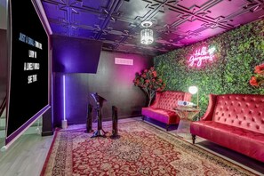 Speakeasy with Karaoke