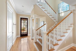 Saltwater Cottage - Beach Club - Signature Properties