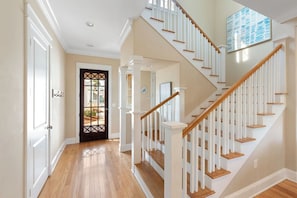 Saltwater Cottage - Beach Club - Signature Properties