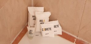 Bathroom amenities